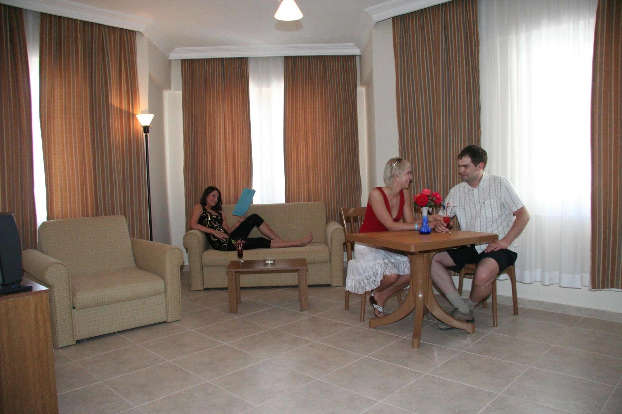 Elysee Garden Family Hotel Alanya Exteriör bild