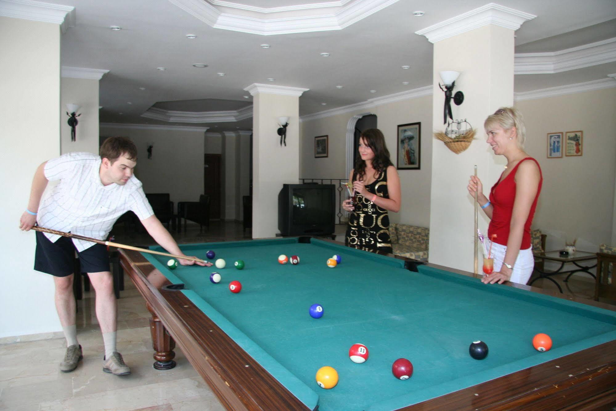 Elysee Garden Family Hotel Alanya Exteriör bild
